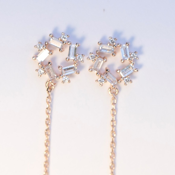 Rose gold crystal linear drop earrings - Picture 2 of 6